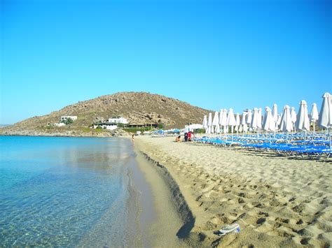 Βίος και προσευχή πρώτη φορά από ιερέα στο εκκλησια online. ΟΝ LINE: OI 35 ΩΡΑΙΟΤΕΡΕΣ ΠΑΡΑΛΙΕΣ ΤΗΣ ΕΛΛΑΔΑΣ