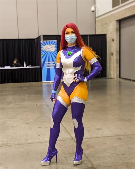 Finished My Starfire Rebirth Cosplay And Finally Was Able To Show Off My Work At Hampton Comicon