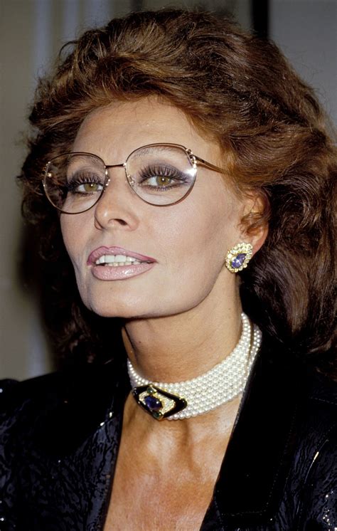 She is widely considered to be the most popular italian actr. Sophia Loren: Then and Now | Sophia loren, Sophia loren style, Sophia loren images