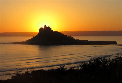 St Michael S Mount Complete Visitor Guide Cornwall Guide