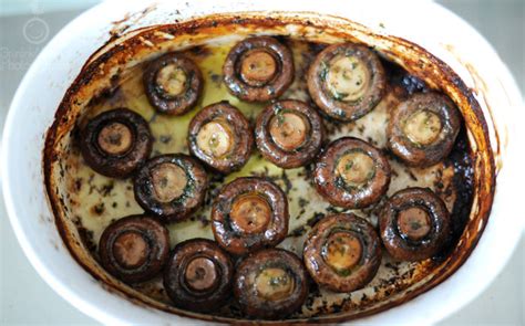 Oven-baked Mushrooms - Gourmari - Vegetarian and Gluten-free