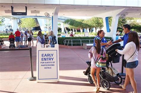 All About The Early Theme Park Entry Benefit At Disney World Disney World Resorts Walt Disney