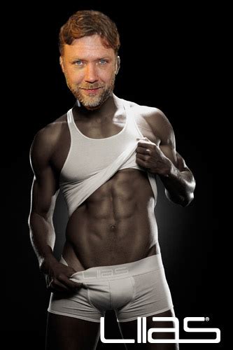 Featuring information on mikael's acting projects, biography, trailers and more. Vän av Oordning: Persbrandt