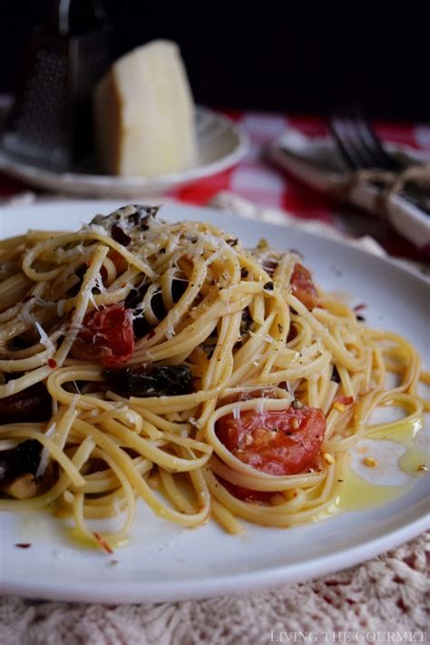 Simple Italian Pasta Sauce Living The Gourmet