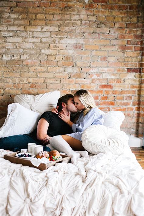 Breakfast In Bed Hugging Couple Cute Couples Hugging Cute Couples