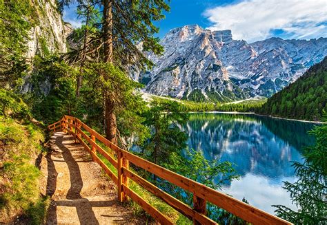 Presented in a plain or printed tin box or recycled satin bag. Puzzle Brais Lake, Italy Castorland-104109 1000 pieces ...