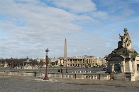 Viajar A Paris Plaza De La Concordia De París