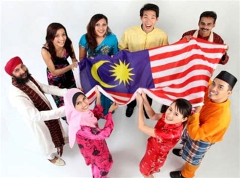 Gambar Budaya Malaysia Pulp