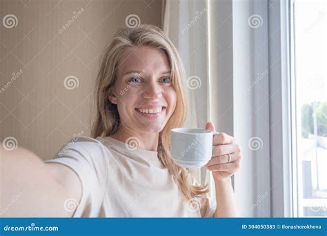 Happy Woman Showing Her Hotel Room Taking Selfie Stock Image Image Of Girl Person 304050383