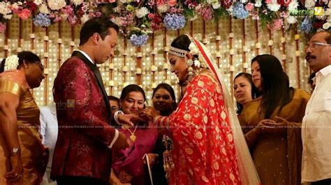 Jagathy sreekumar bursts into a tune in a highly emotional moment | filmibeat malayalam. Jagathy Sreekumar Daughter Sreelakshmi Wedding Photos ...