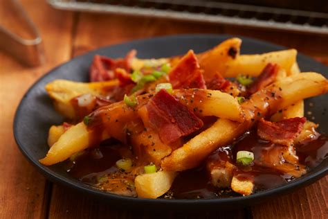 Cheesy Bacon Poutine Recipe In 2020 Cheesy Bacon Poutine Recipe