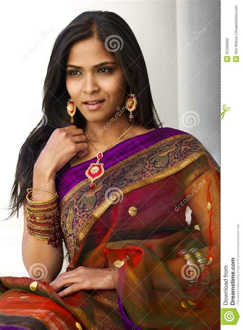 Indisch Vrouwenportret Stock Foto Image Of Naughty Beeld 31299302