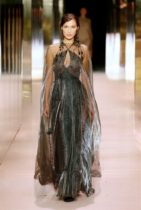 Bella Hadid At Fendi Runway Show At Paris Haute Couture Fashion Week 01