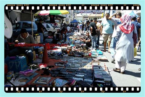 Gerbang neraka (sebelumnya berjudul firegate: MaKaN JiKa SeDaP: Jalan-jalan cari barang antik di Pasar ...