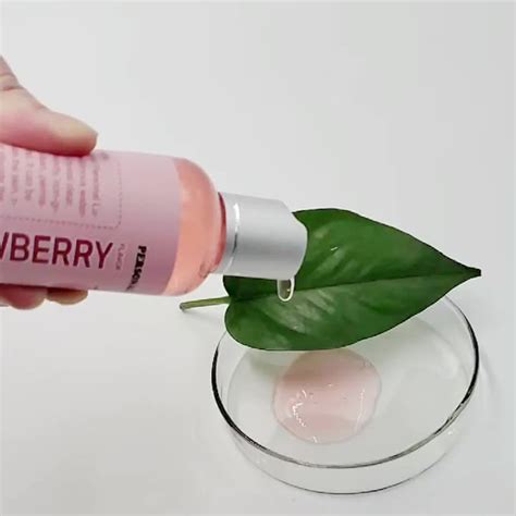 High Quality 100ml Strawberry Flavor Edible Lubricant Vagina Strawberry