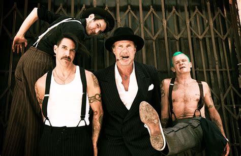 Red Hot Chili Peppers Irish Mirror Online