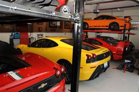 Ferrari garage sign logo color letters brushed silver aluminum gift 3 feet. Supercar garage vullen met Ferrari of Porsche? - Autoblog.nl