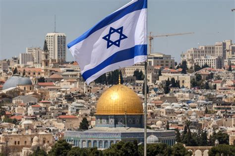 Irán advierte a Israel contra "ponerlo a prueba" y dice que responderá
