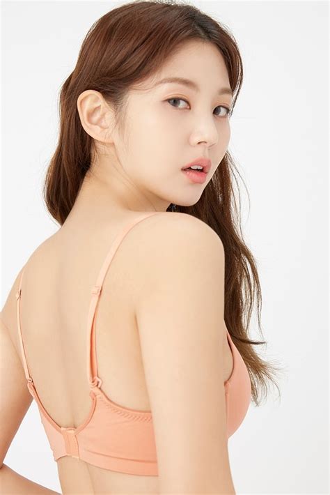 Image Of Lee Chae Eun