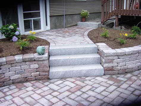 Outdoor stairs for docks, hills & nature trails. Stone Steps, Stairs & Landings in Connecticut | Outdoor Granite Stairs