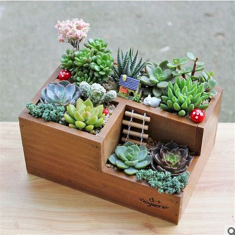 For a planting that is more than a little bit edgy, put a snake cactus in a stone head planter and you'll have your very another super tiny succulent planter that has a heart nose, which is just precious. Unique Wood Succulent Planter Ideas Of Unused Wood 03 ...