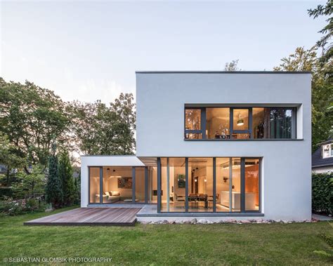 A Fashionable Bauhaus Inspired Budget Home Homify Facade House