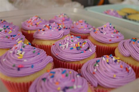 Purple Cupcakes With Sprinkles Purple Cupcakes Cupcake Cookies Bday