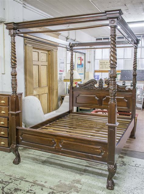 Four Poster Bed Hardwood With Barley Twist Carved Posts And Slatted