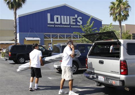 Lowes To Close 34 Stores Why Is The Home Improvement Retailer Shutting Locations Ibtimes