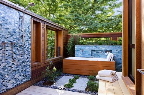 55 Beautiful Outdoor Bathroom Ideas Designbump