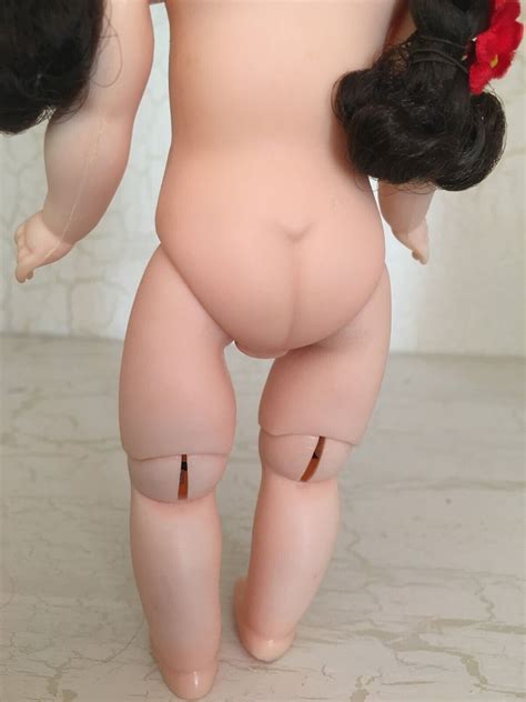 Vintage Adorable Nude Madame Alexander Doll Jointed Knees Blue