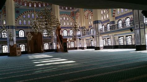Kutahya cami cinileri iznik çini desenleri islami mimari dekorasyon