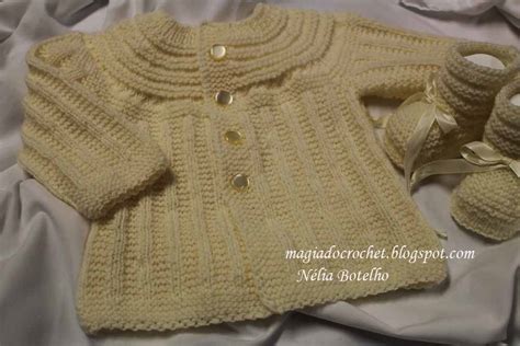 magia do crochet casaco e botinhas para bebé em tricot
