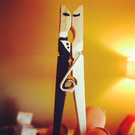 Cute Bride And Groom Painted Clothes Pins For Wedding Reception