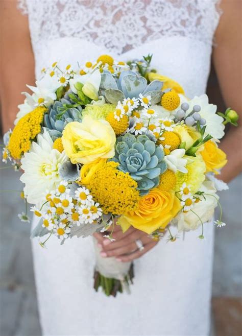 Cutest And Sweetest Daisy Wedding Bouquets Weddingomania