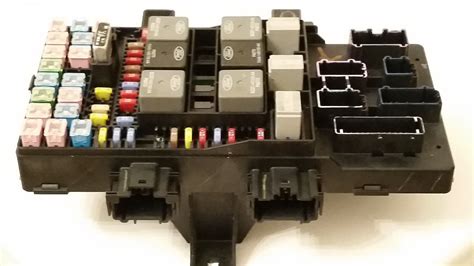 2003 2004 2005 2006 Ford Expedition Lincoln Navigator Fuse Box Relay