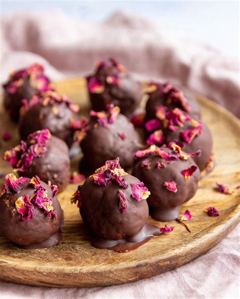 Valentine S Day Cranberry Chocolate Truffles Plant Based News