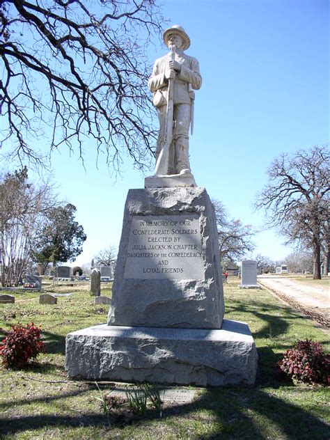 Oakwood Cemetery Fort Worth Tx Photo 3 Located In The For Flickr