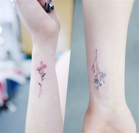 Tattoo mini tam giác trên cánh tay dành cho nữ giới. Những hình xăm đẹp cho nữ ở cổ tay