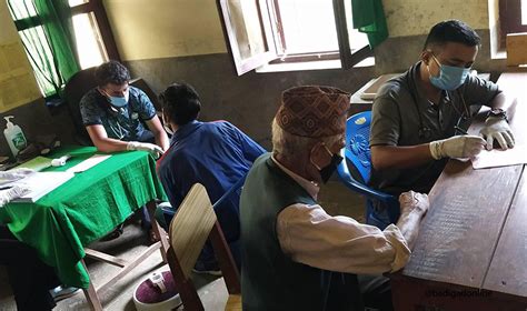 वामीटक्सार स्वास्थ्य चौकीमा एमबिबिएस डाक्टरद्वारा स्वास्थ्य सेवा सुरु