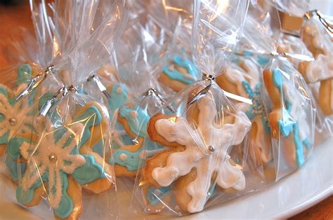 The best way to spread holiday cheer is by giving the people what they want: Individually Wrapped Christmas Treats - Christmas Cookie ...