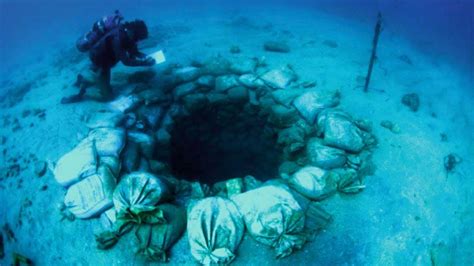 Most Incredible Archaeological Discoveries Found Underwater Go It