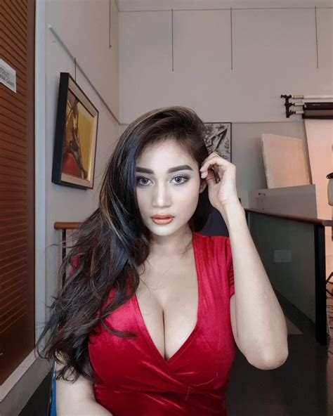 Foto Seksi Pamela Safitri