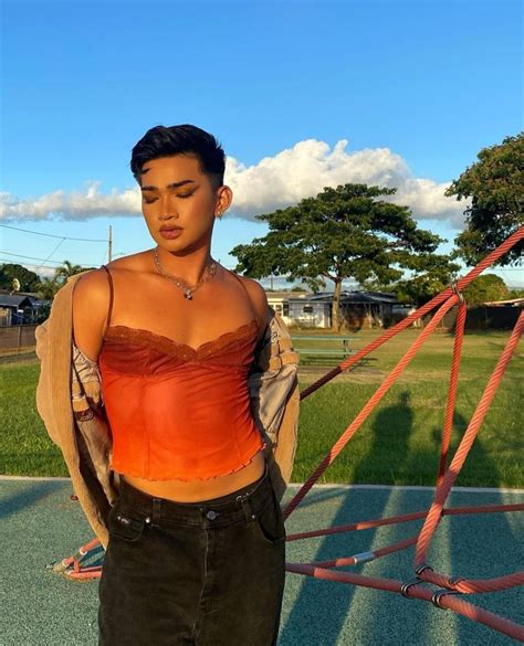 Czy ktoś zawitał już na pole? Influenciador Bretman Rock diz que separação entre roupas ...