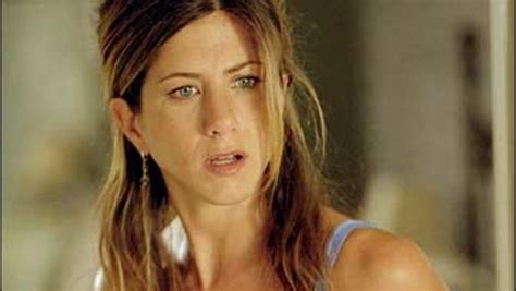 Aniston Settles Topless Photo Flap Cbs News