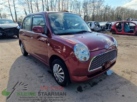 Daihatsu Trevis V Dvvt Sloopvoertuig Rood