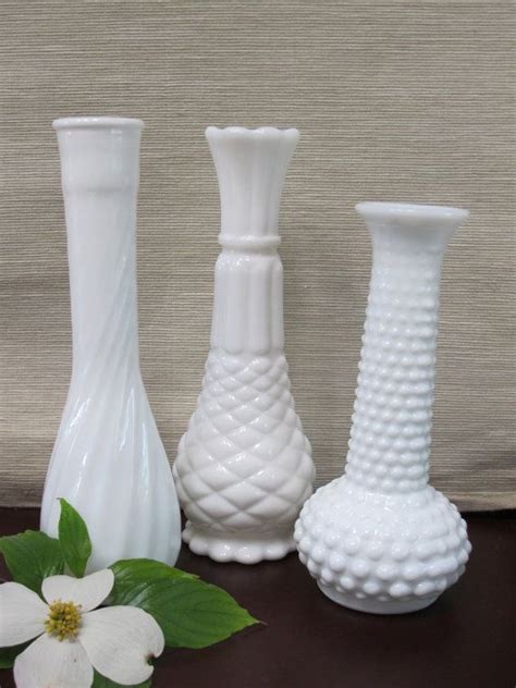 The Charlotte Collection Set Of 3 Milk Glass Vases 1200 Milk Glass