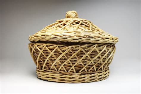 Covered Round Wicker Basket Decorative Storage Home Decor Handmade