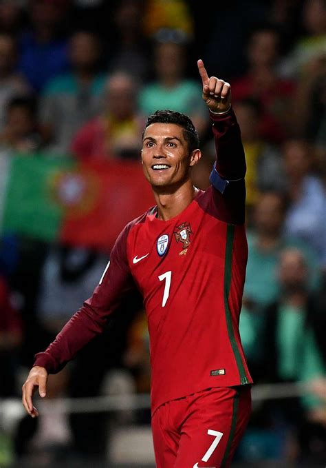 Ronaldo Scores 3 In Portugal Win Passes Pele