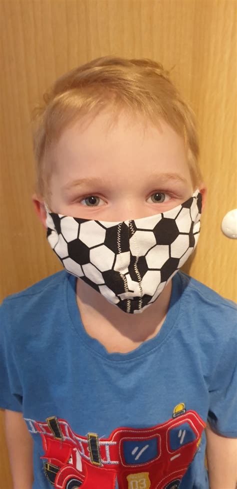 Das land hatte am freitag bereits angekündigt, nach kritischen reaktionen den plan zur aufhebung der. Corona Maskenpflicht auch für Kinder in Deutschland: Diese ...